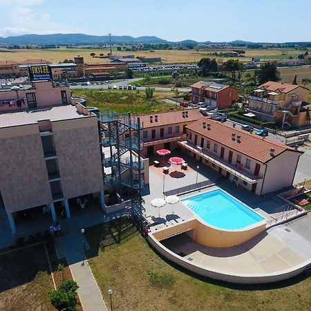 Hotel Grecale - Venturina Terme Esterno foto