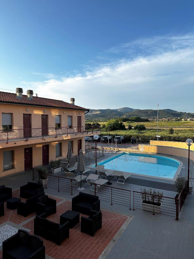 Hotel Grecale - Venturina Terme Esterno foto