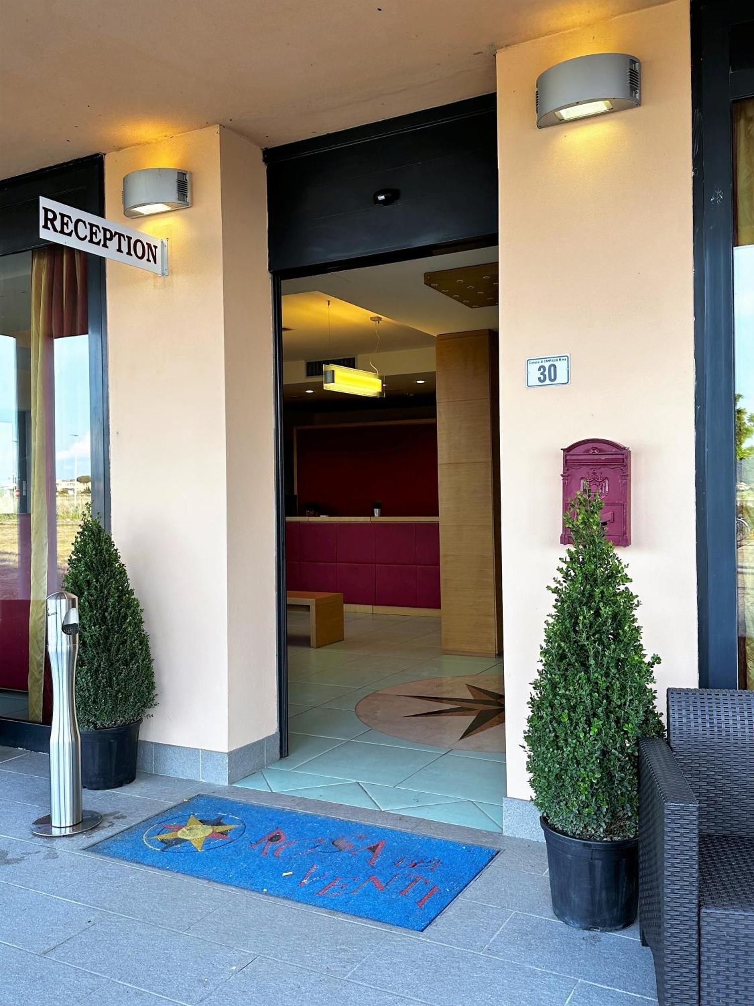 Hotel Grecale - Venturina Terme Esterno foto